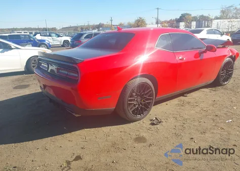 2016 Dodge Challenger 392 Hemi Scat Pack Shaker from USA, damaged, VIN 2C3CDZFJ0GH329927